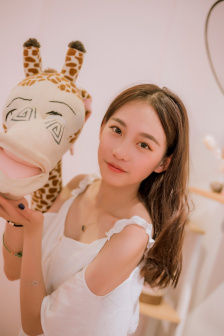 海明威与盖尔霍恩